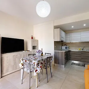 https://appartamento-shanaia.hotelitalianriviera.com